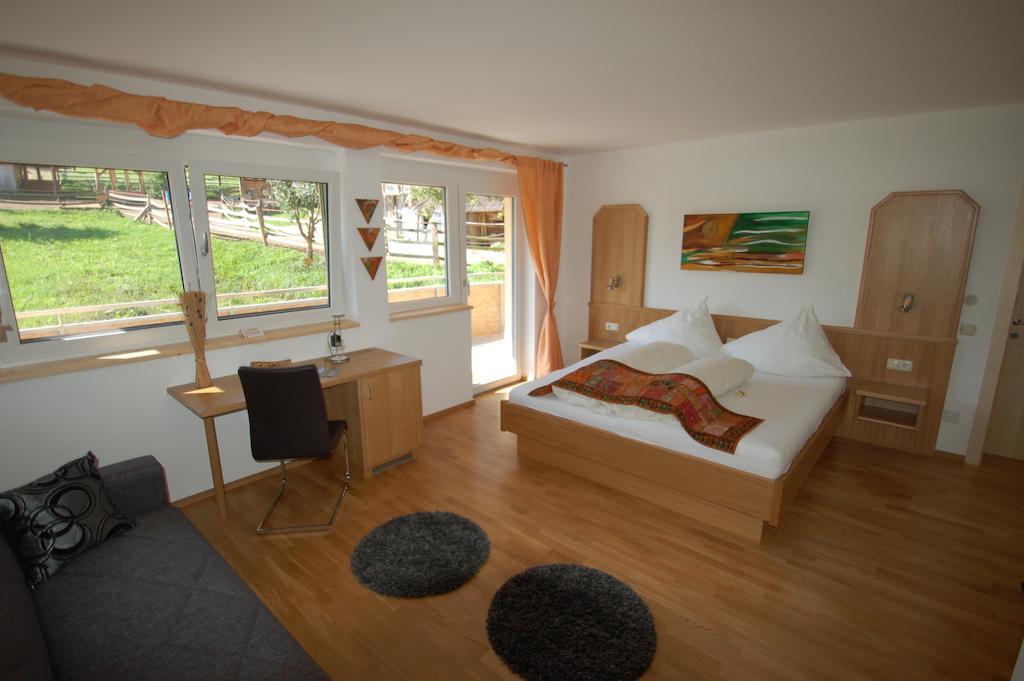 Pension Unterhof Kolsassberg Esterno foto